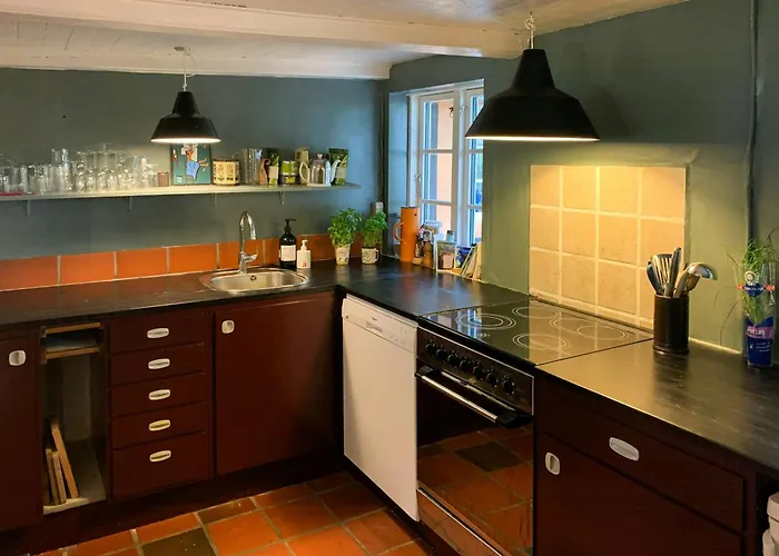 Old With Orangery In Rudbjerg * Magleskov Huse