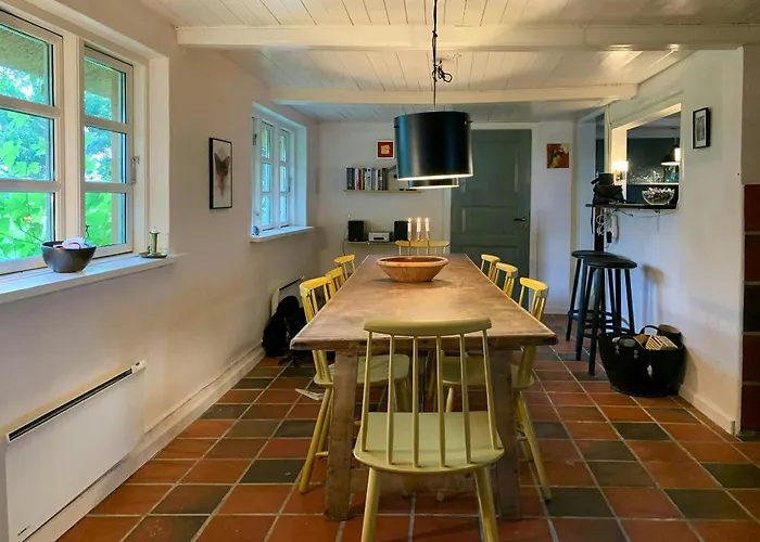 Old With Orangery In Rudbjerg Сasa de vacaciones *